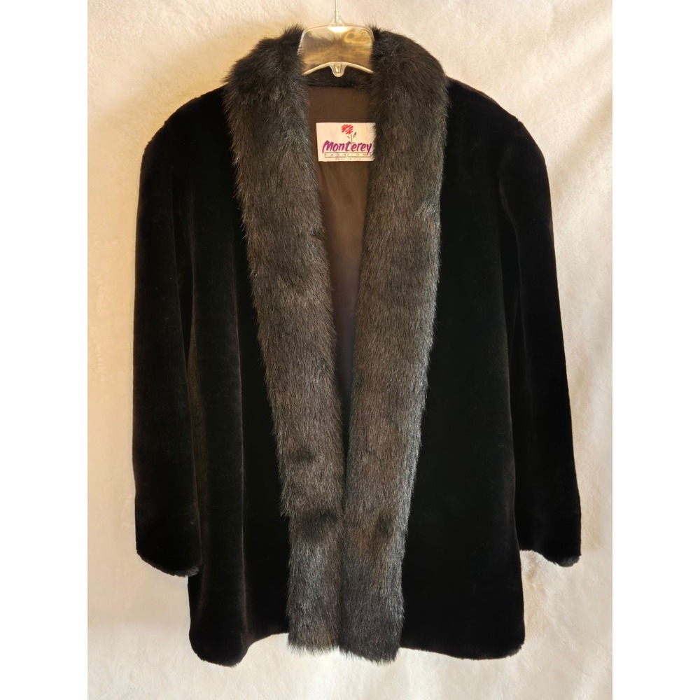 Monterey Fashions Faux Fur Coat Womens Size 8 Black Collar Elegant Classic